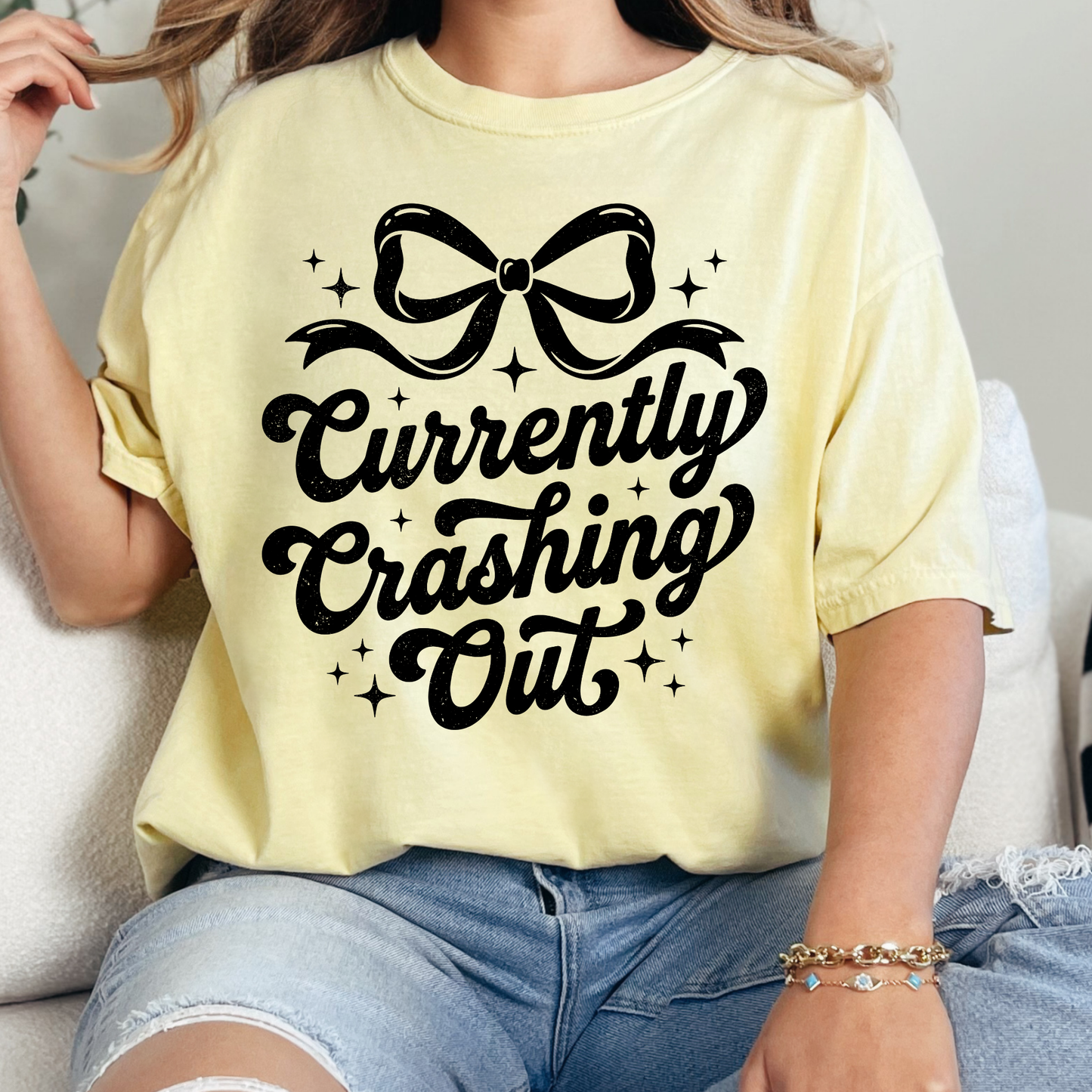 Currently Crushing It Graphic T-Shirt – Trendy Pink Bow Tee for Women, Cute Girly Statement Shirt, Casual Everyday Outfit Top