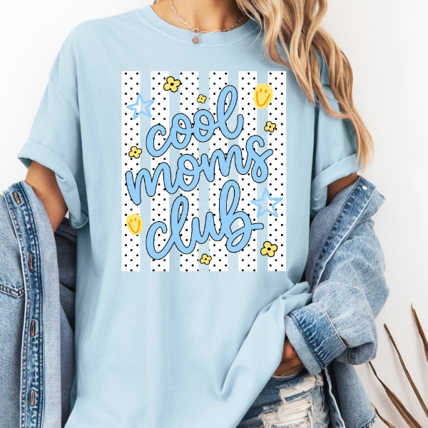 Cool Moms Club Graphic Tee – Trendy & Playful Mom Shirt